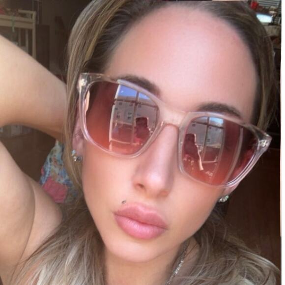 Michael Kors Tessa M2904S 639 Red Clear Wayfarer Gradient Pink Sunglasses Case - Picture 14 of 15